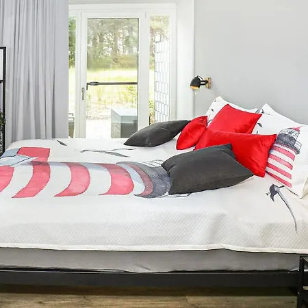 شقة 2 Bedroom Amazing In Binz Ot Prora Lubkow
